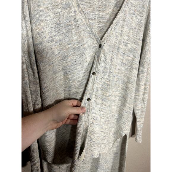 Free People Light Heathered Gray High Low Oversized Cardigan Button Front Large - Picture 5 of 8